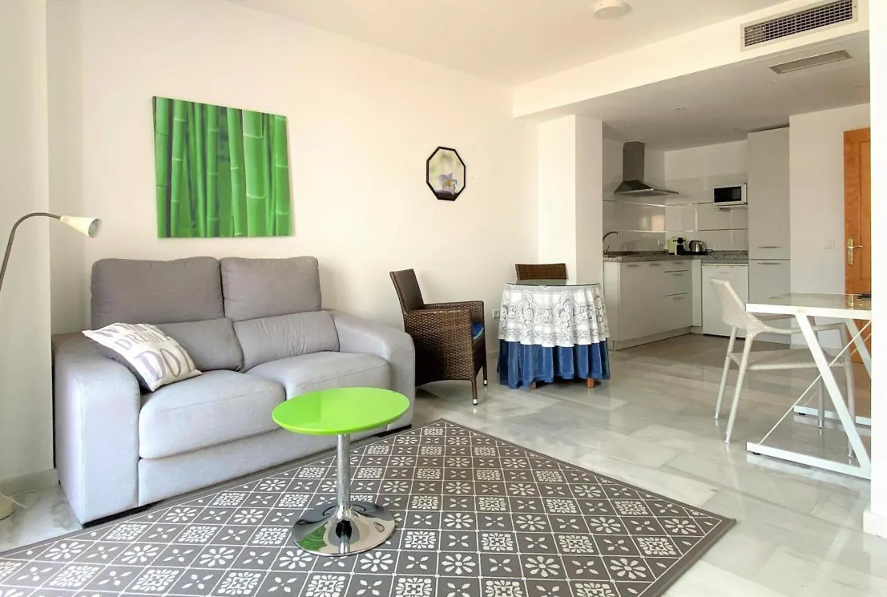 Club Costa Nerja Apartment